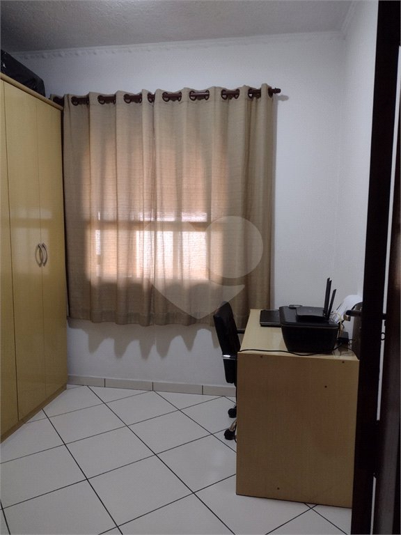 Casa com 180m² , 3 dormitórios , sendo 1 suíte , 2 vagas , à venda em Itaquera