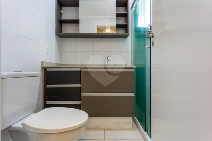 Apartamento à venda na Vila Mariana de 100m² com 3 dormitórios, 2 suítes, 2 vagas e lazer
