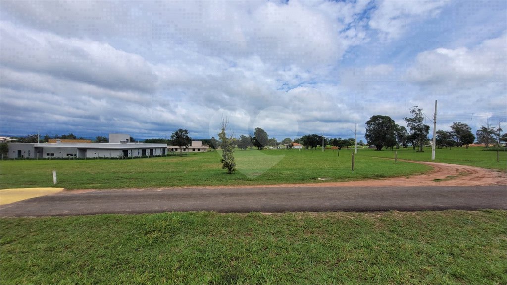 Loteamento à venda no Condomínio Vila Pinhal do Broa