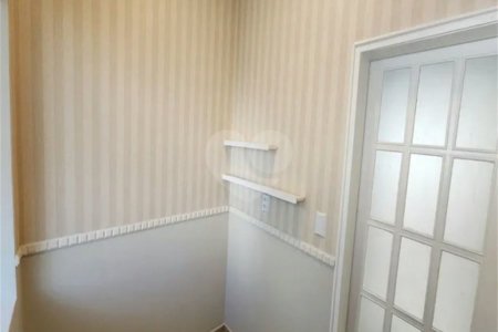 Apartamento à venda no bairro Barra Funda.