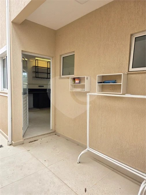Casa à venda ou para alugar com 3 quartos, sendo 1 suíte,  no condomínio Terras de São Francisco, Vinhedo - SP
