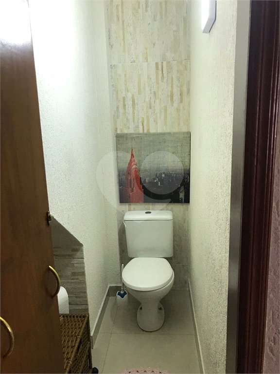 Casa à venda com 3 quartos, sendo 1 suíte,  no condomínio Felipe, São Paulo - SP