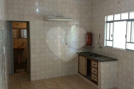 Três casas em terreno de 402m² , à venda no bairro Barcelona em São Caetano do Sul.