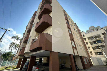 Apartamento para venda na Praia da Enseada em Guarujá/SP.