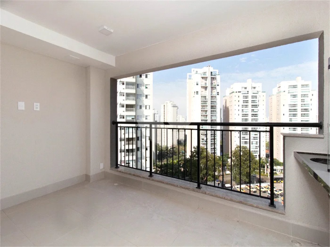 Apartamento a venda na Vila Mariana, 68 m², 2 dormitórios, 1 suíte, 2 vagas e lazer completo