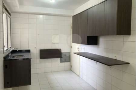 Apartamento para alugar com 4 quartos, sendo 2 suítes, em Jardim Marajoara, São Paulo, SP