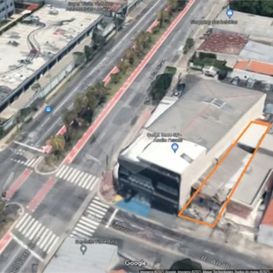 Excelente Casa Comercial no Anália Franco Terreno para LOCAÇÃO e COMPRA.