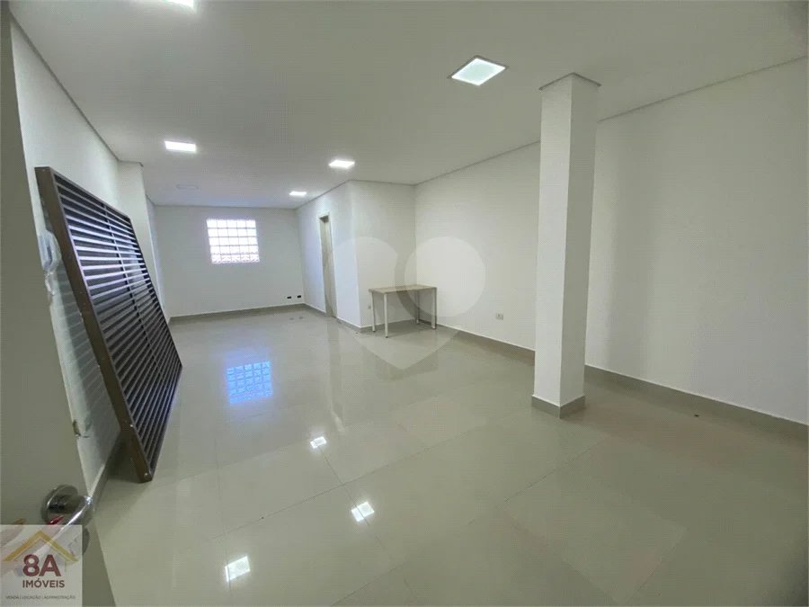 Sala Comercial para locação na região da Vila Santa Catarina!!!