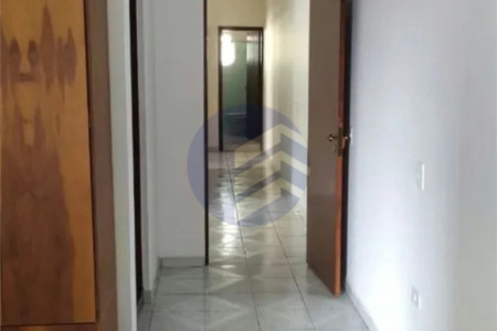 Sobrado à venda ou para alugar com 3 quartos, sendo 1 suíte, em Jaguaré, São Paulo - SP