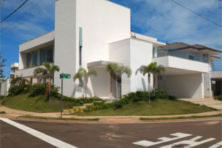 Casa em Construção no Condomínio de alto padrão Dahma III