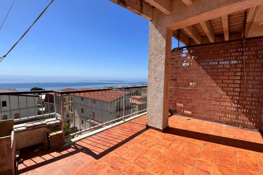 Apartamento à venda com 2 quartos em San Lucido, CS