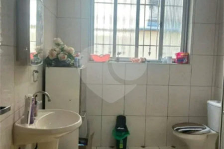 Casa à venda na Vila Carrão, 3 quartos, garagem