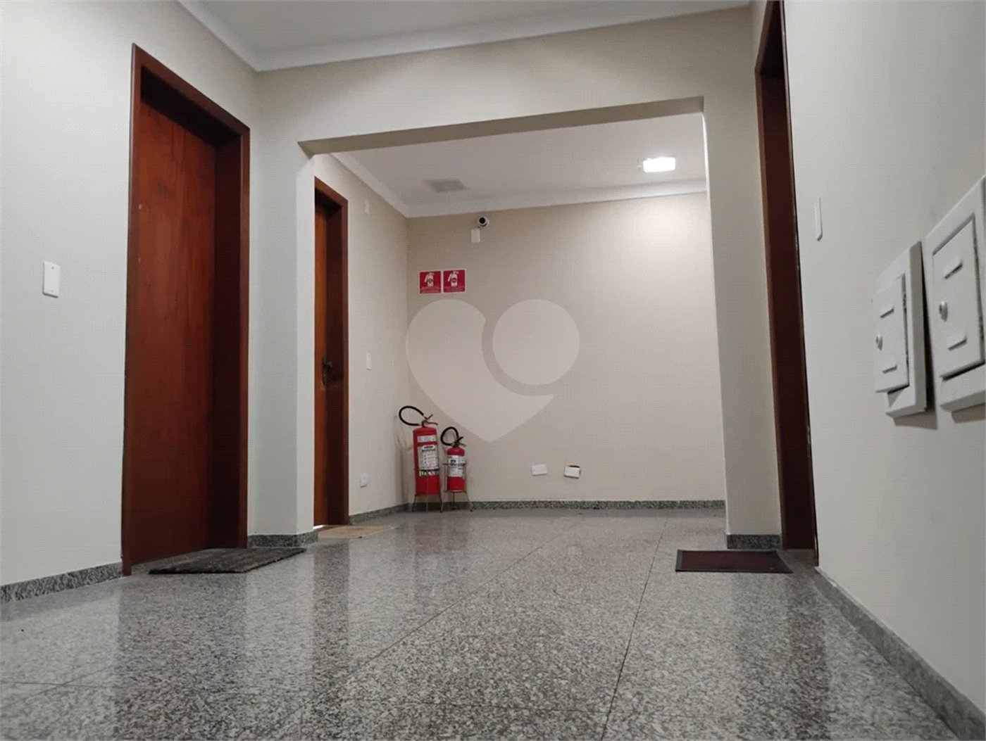 Ótima sala comercial para locação na Vila Santa Catarina