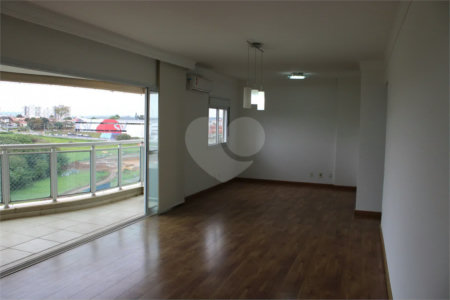 Apartamento de 3 Suítes com Vista Definitiva e Sol da Manhã no Condomínio Club House - Parque do Prado
