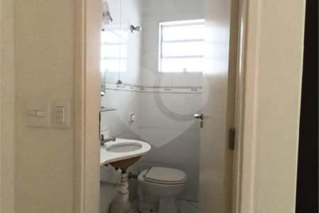 Casa térrea com duas edículas para venda - Saúde, SP.