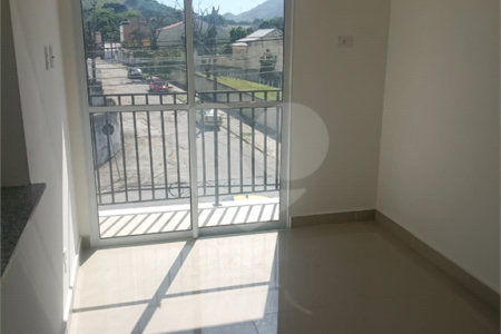 Excelente Apartamento com 2 Quartos (1 Suíte) com Varanda e Lazer Completo