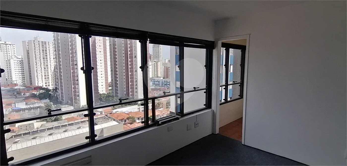 SALA COMERCIAL PARA LOCAÇÃO COM 57m2 NA VILA MARIANA/METRÔ