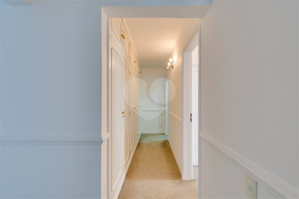 Apartamento à venda com 3 suítes em Real Parque, São Paulo, SP