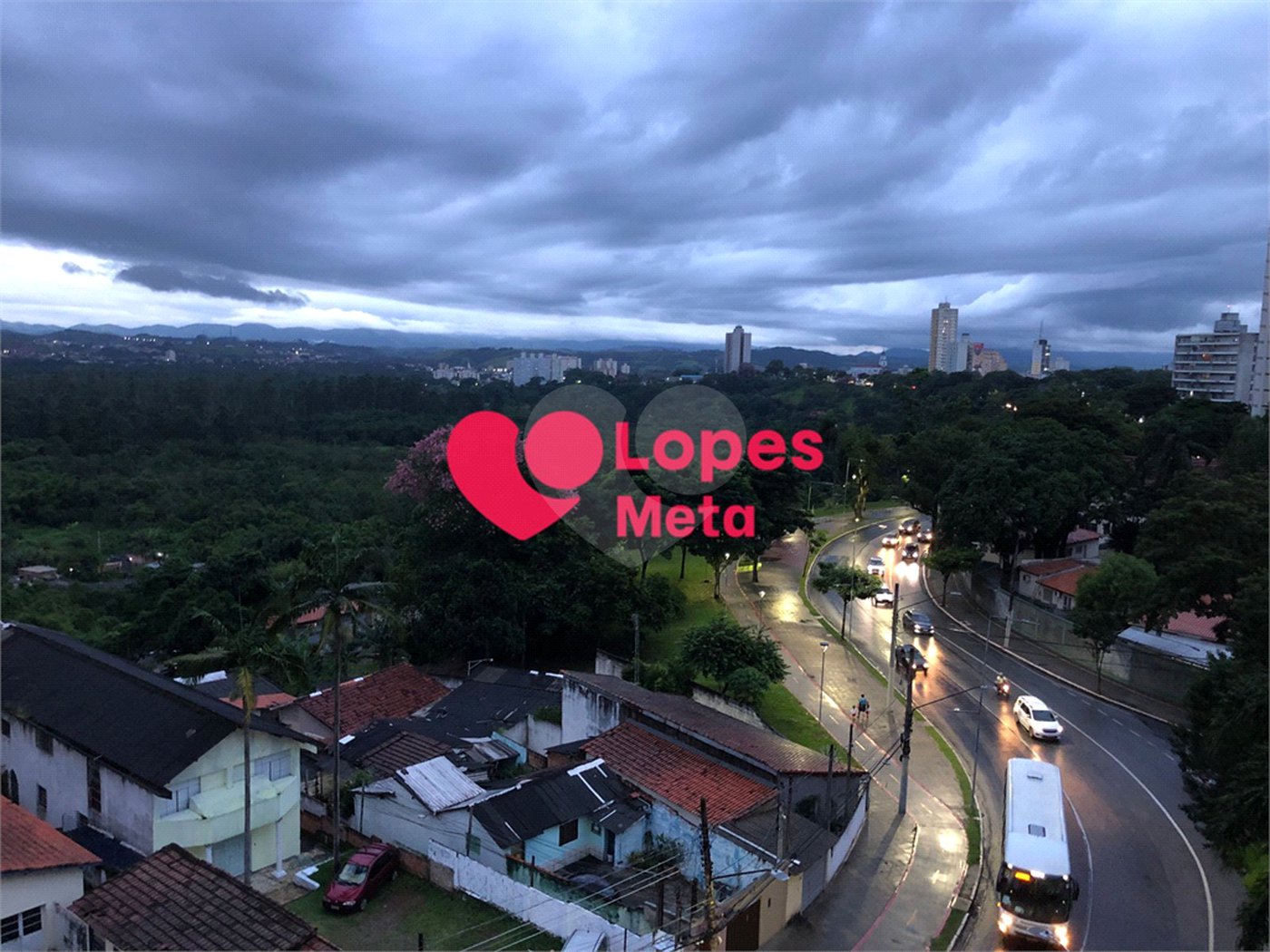 DUPLEX A VENDA, EDIFICIO STUDIO UNO, CENTRO, 1 SUÍTE, 1 VAGA DE GARAGEM, SJC/SP