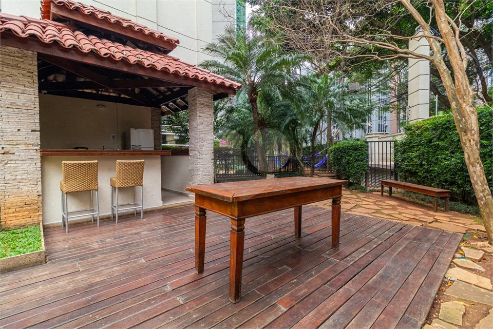 Cobertura à venda com 3 suítes em Vila Olímpia, São Paulo, SP