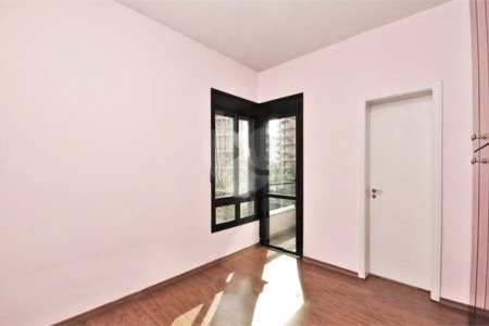 Apartamento com 3 Quartos à Venda, 190,56 m² por R$ 750.000