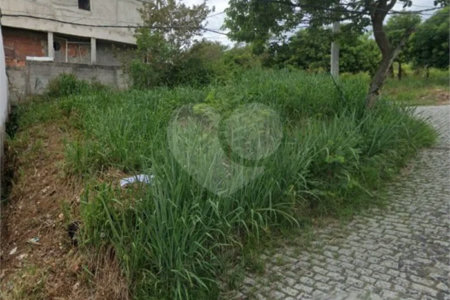 Terreno de 174 m² no Bairro Del Cima