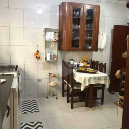 Casa em Condomínio em Urbanova, São José dos Campos/SP.