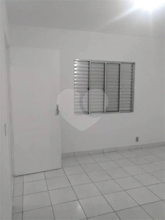 Duas casas com área total de 220m², 4 dormitórios, 3 suítes, 1 vaga de garagem, à venda em Pirituba