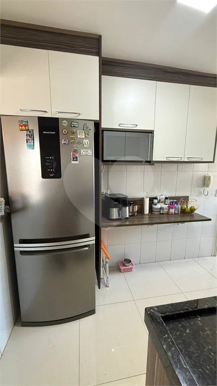 Apartamento com 48m², 2 dormitórios, 1 vaga de garagem, à venda em Itaquera.
