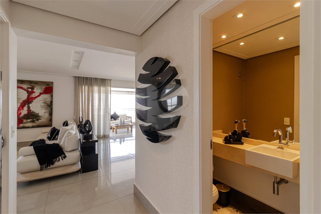 APARTAMENTO IPIRANGA COM 4 SUÍTES E 3 VAGAS - REFORMADO!