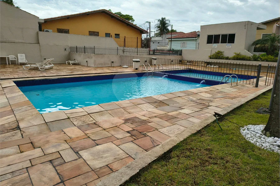 Apartamento com 2 Dormitórios , amplo com 77 metros e com vaga de garagem fixa