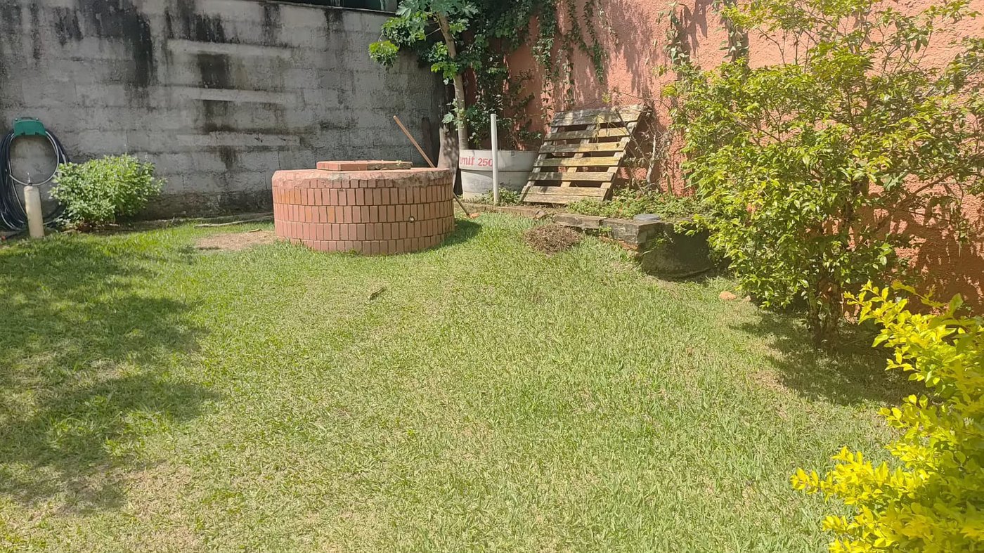 Casa à venda com 3 quartos, sendo 2 suítes, no condomínio Cafezal VI, Itupeva - SP