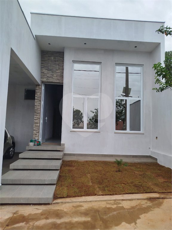 Casa em condominio em reta final de obras