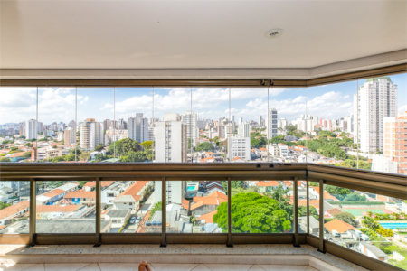 Apartamento à venda na Vila Mariana com 4 dormitórios