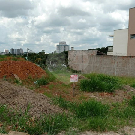 Terreno à Venda no Bairro Santa Julia - São Carlos