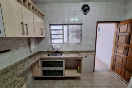 Sobrado com 2 dormitórios com 2 vagas de garagem