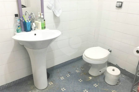 Apartamento na Bela Vista de 345m2 com 4 quartos (sendo 1 suíte.