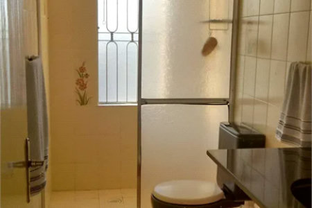 Sobrado à venda com 3 quartos, sendo 1 suíte, em Jaguaré, São Paulo - SP