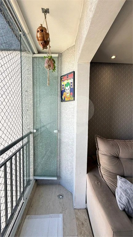 Apartamento com 48m², 2 dormitórios, 1 vaga de garagem, à venda em Itaquera.