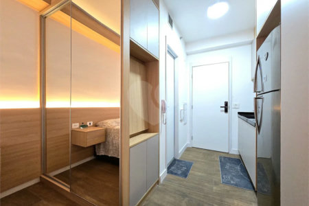 Studio Mobiliado Novo Andar Alto Próximo Metrô Paraíso