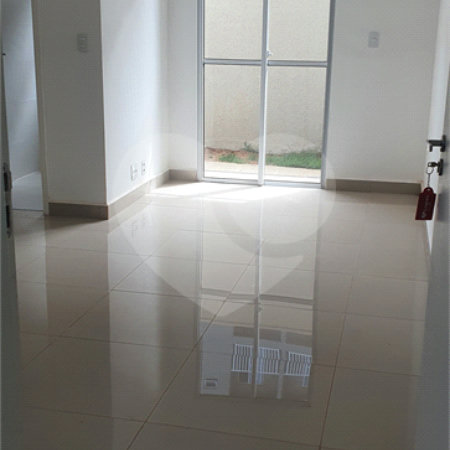Apartamento para locação ou venda na Vila das Orquídeas.
