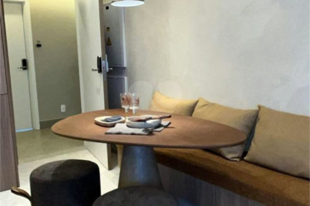 Studio de Alto Padrão no Cobiçado JK Square, Itaim Bibi | 42m², 1 Vaga