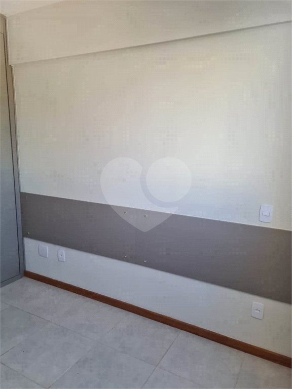 Apartamento no Condomínio Via Campus.