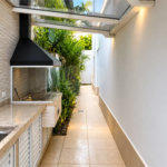Mansão de 800 m² no Swiss Park, em São Bernardo do Campo, com 4 suítes, piscina, área gourmet, sauna e lazer completo em condomínio de alto padrão.