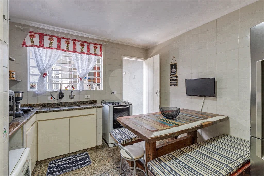 Sobrado para alugar com 2 quartos, sendo 1 suíte, em Alto da Boa Vista, São Paulo, SP