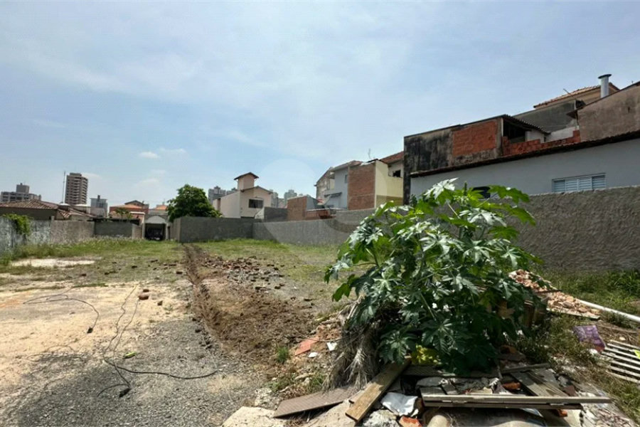 Salão com estacionamento para alugar em rua Xv de Novembro Piracicaba