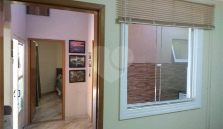 Casa à venda com 2 quartos, sendo 1 suíte,  em Bosque dos Eucaliptos, São José dos Campos, SP