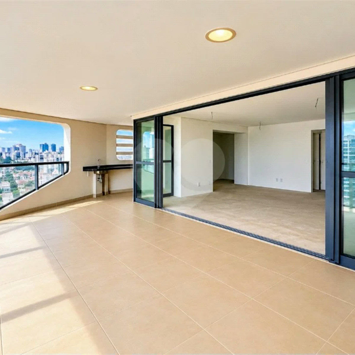 Apartamento à venda com 3 suítes em Chácara Santo Antônio, São Paulo, SP