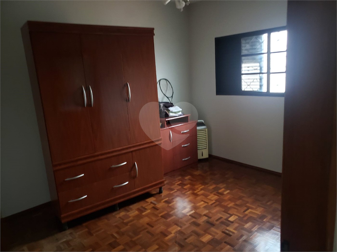 Casa à Venda na Região Central de São Carlos - Excelente Localização