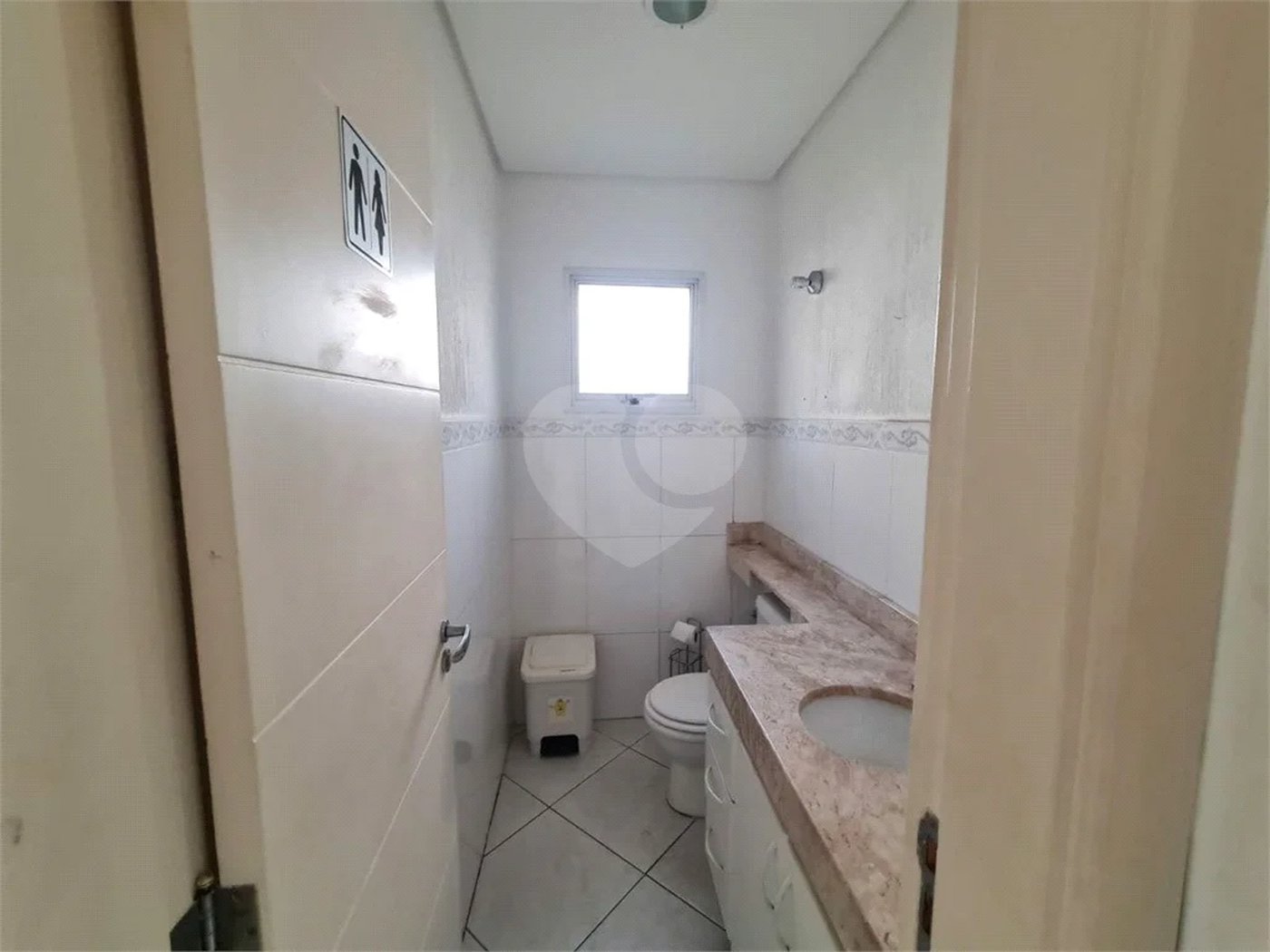 Sala à venda em Jardim Bela Vista, Santo André, SP